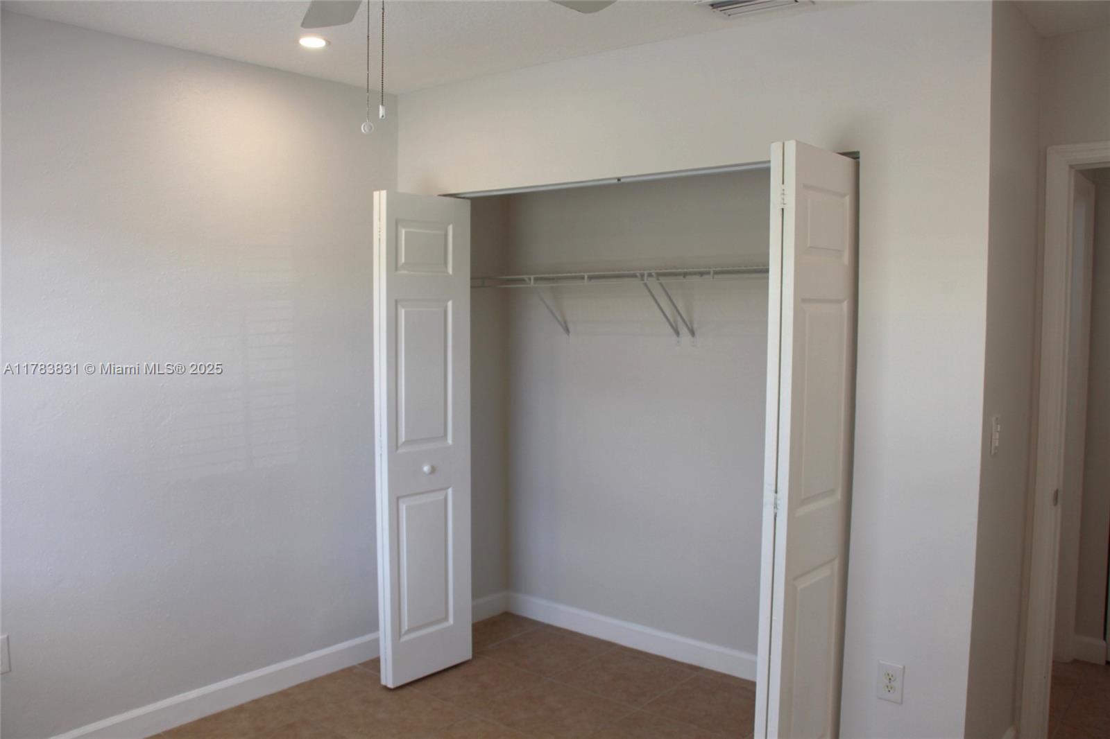 MAJESTIC HOMES - Residential Lease