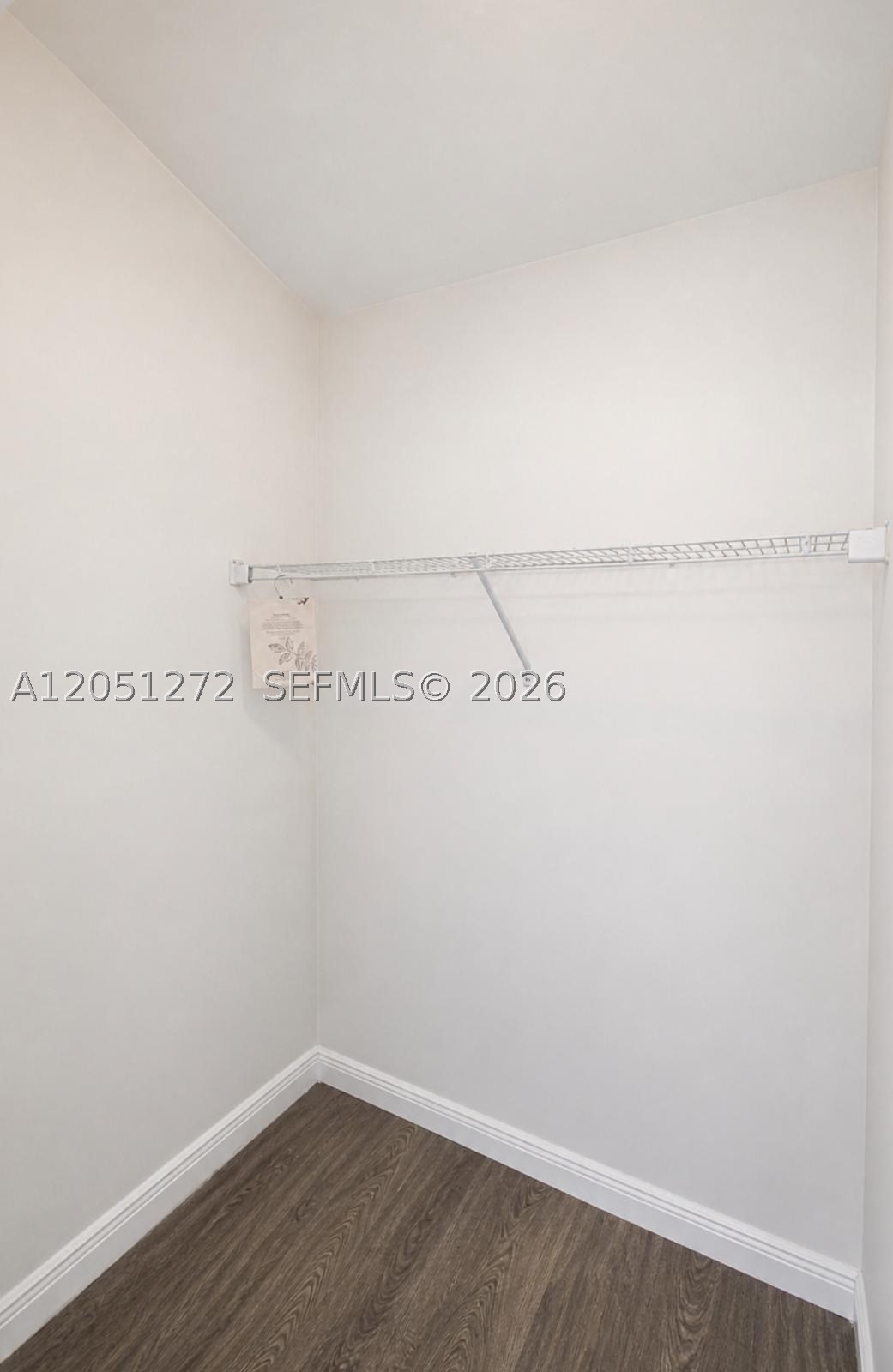AMARETTO - Residential Lease