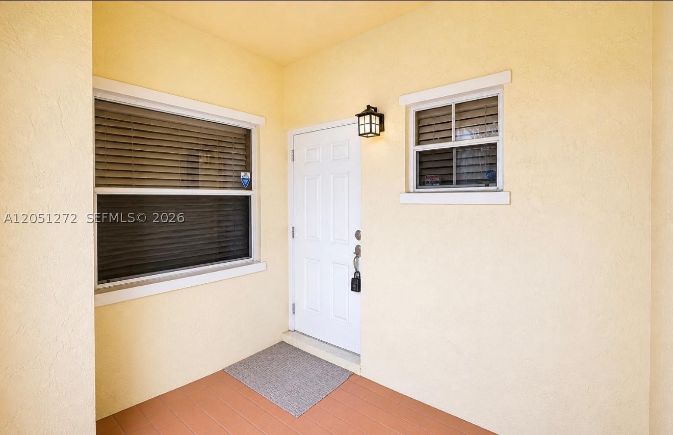 AMARETTO - Residential Lease