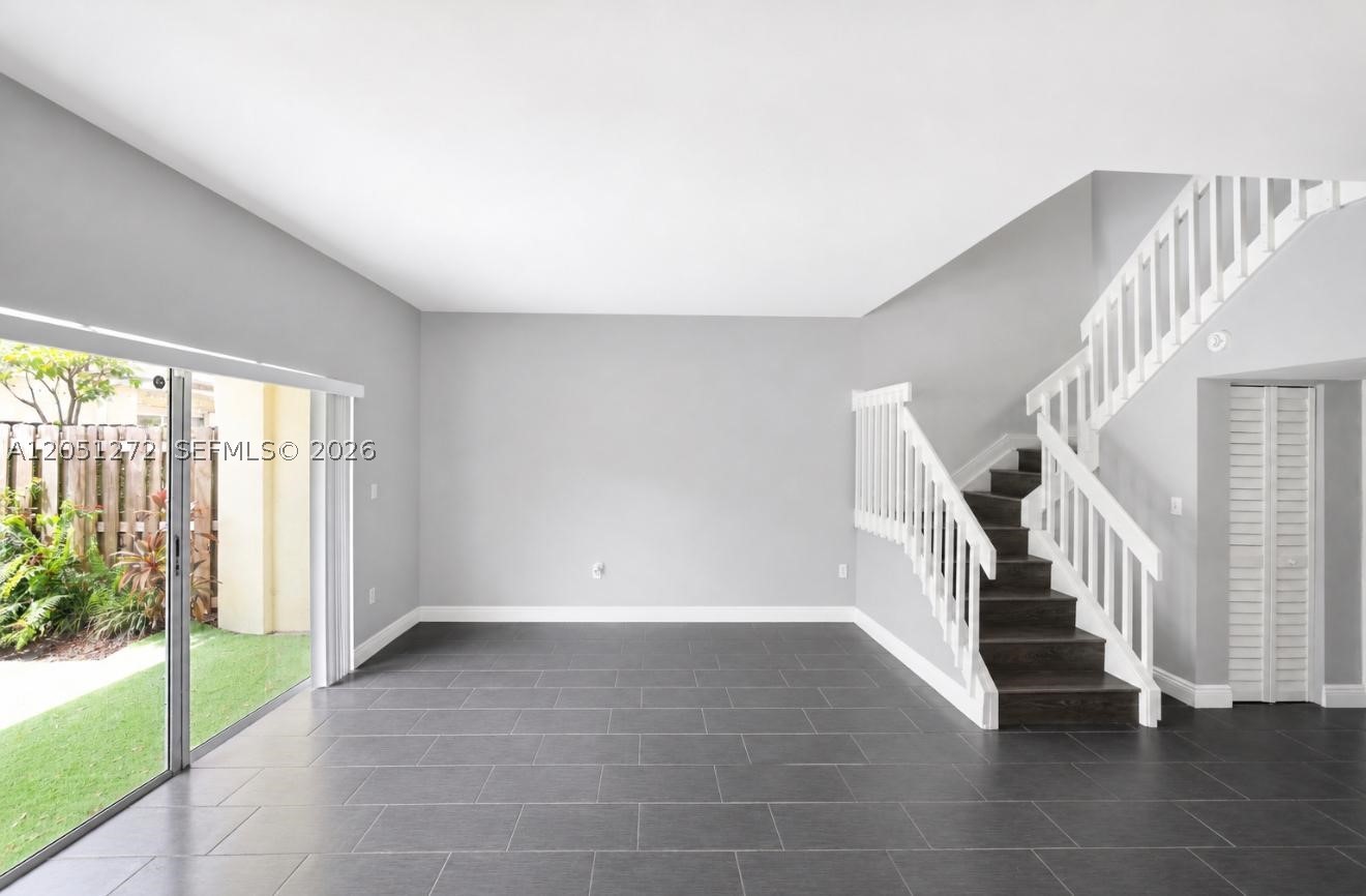 AMARETTO - Residential Lease