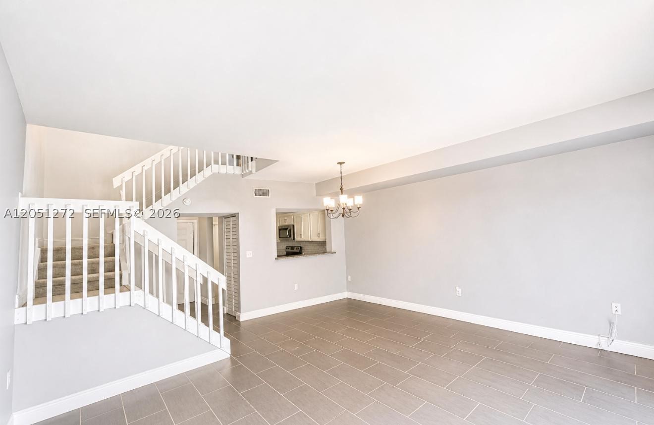 AMARETTO - Residential Lease