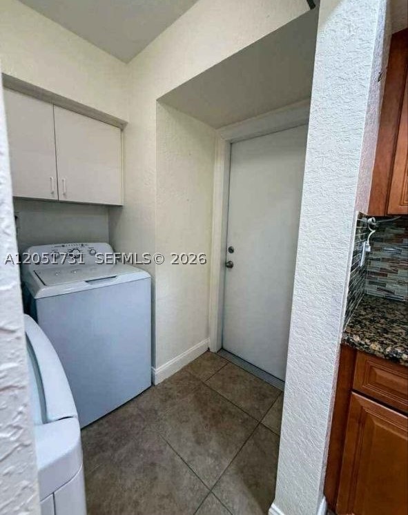 CORAL RIDGE ISLES - Residential Lease