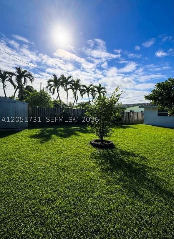 CORAL RIDGE ISLES - Residential Lease