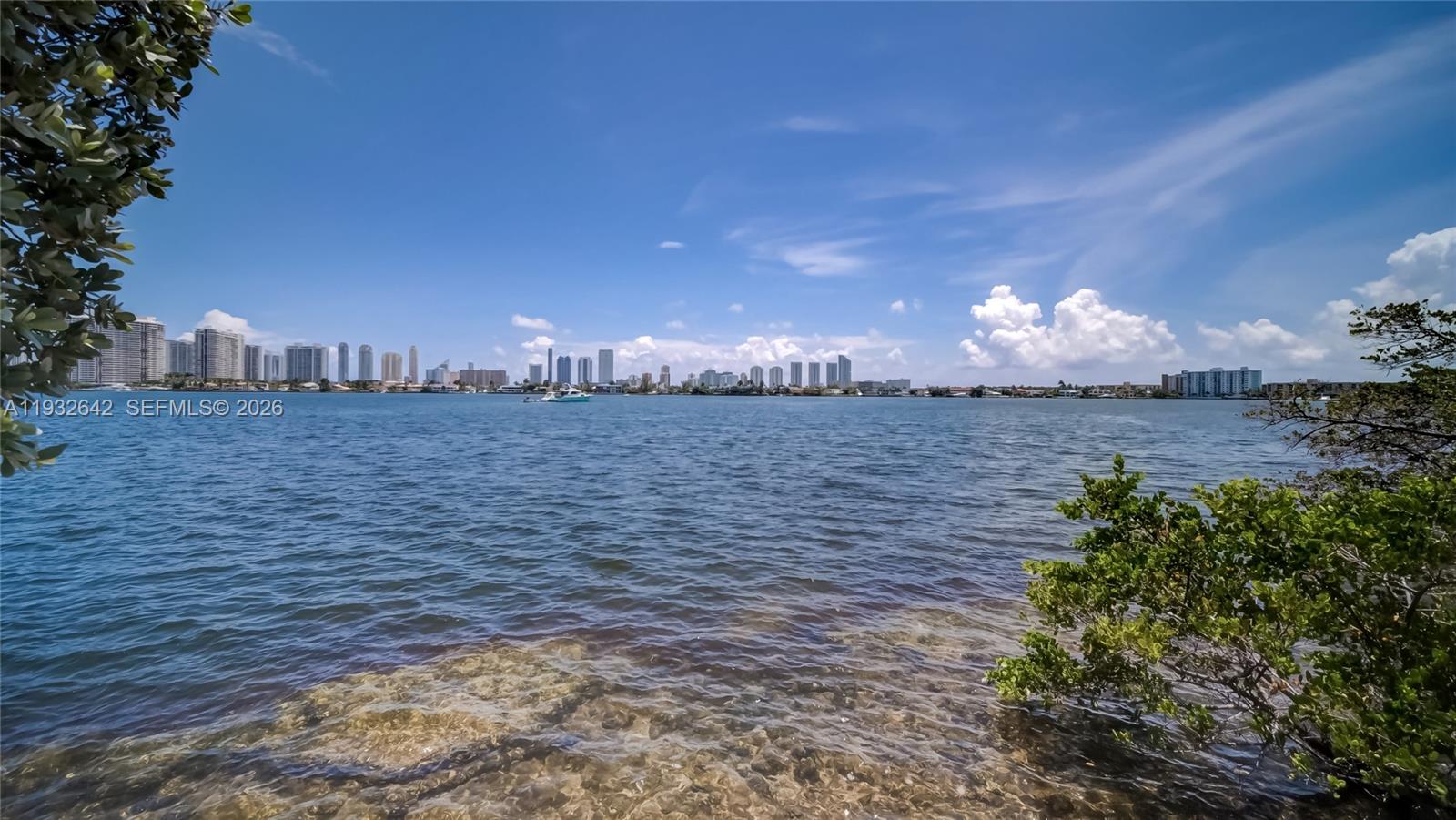 MARINA PALMS RESIDENCES S - Residential