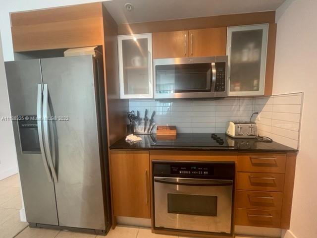 ONE MIAMI EAST CONDO - Residential Lease
