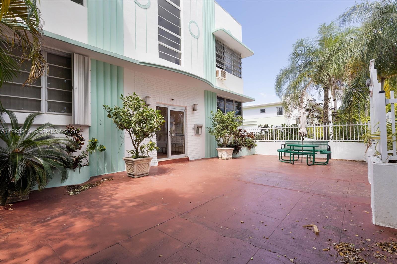 760 CONDO - Residential