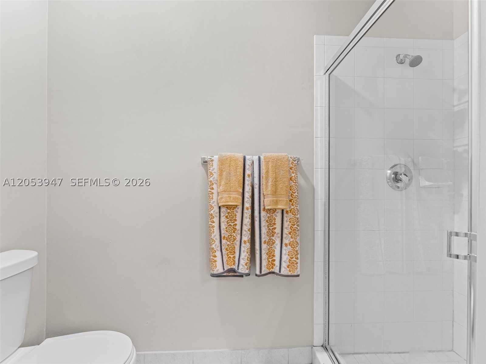 EL-AD VILLAGGIO CONDO BLD - Residential Lease