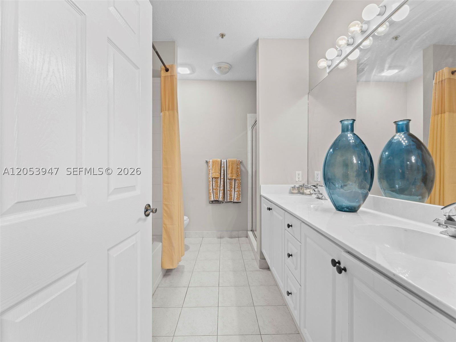EL-AD VILLAGGIO CONDO BLD - Residential Lease