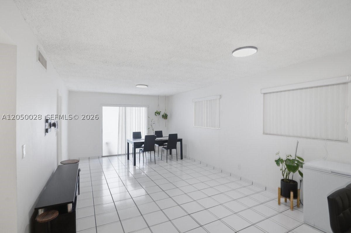 VILLA LUISA CONDO - Residential
