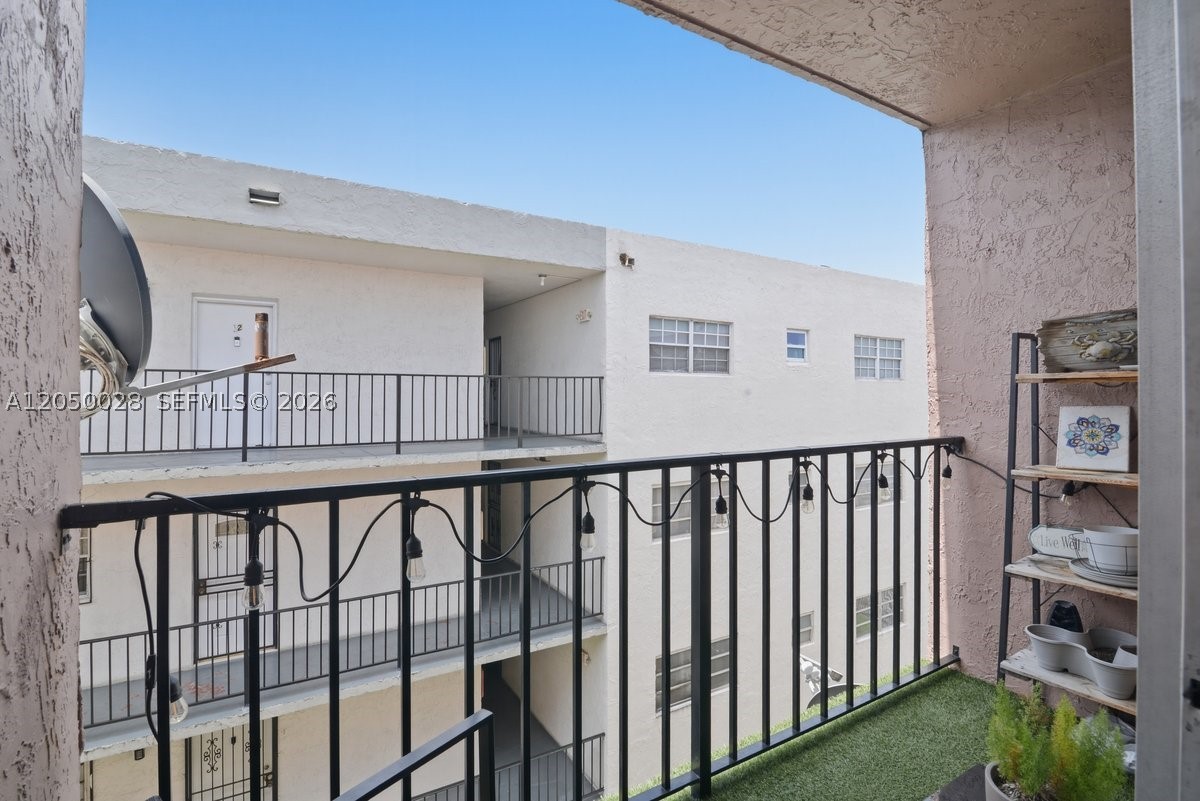 VILLA LUISA CONDO - Residential
