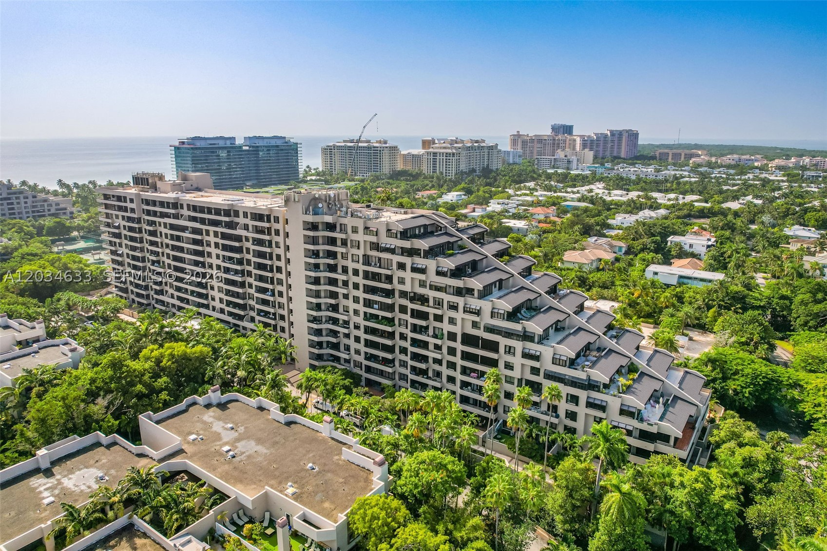THE EMERALDBAY @ KEY COLO - Residential Lease