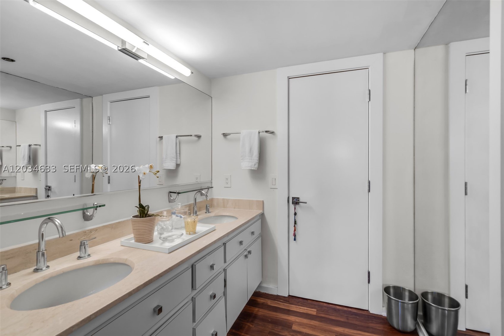 THE EMERALDBAY @ KEY COLO - Residential Lease