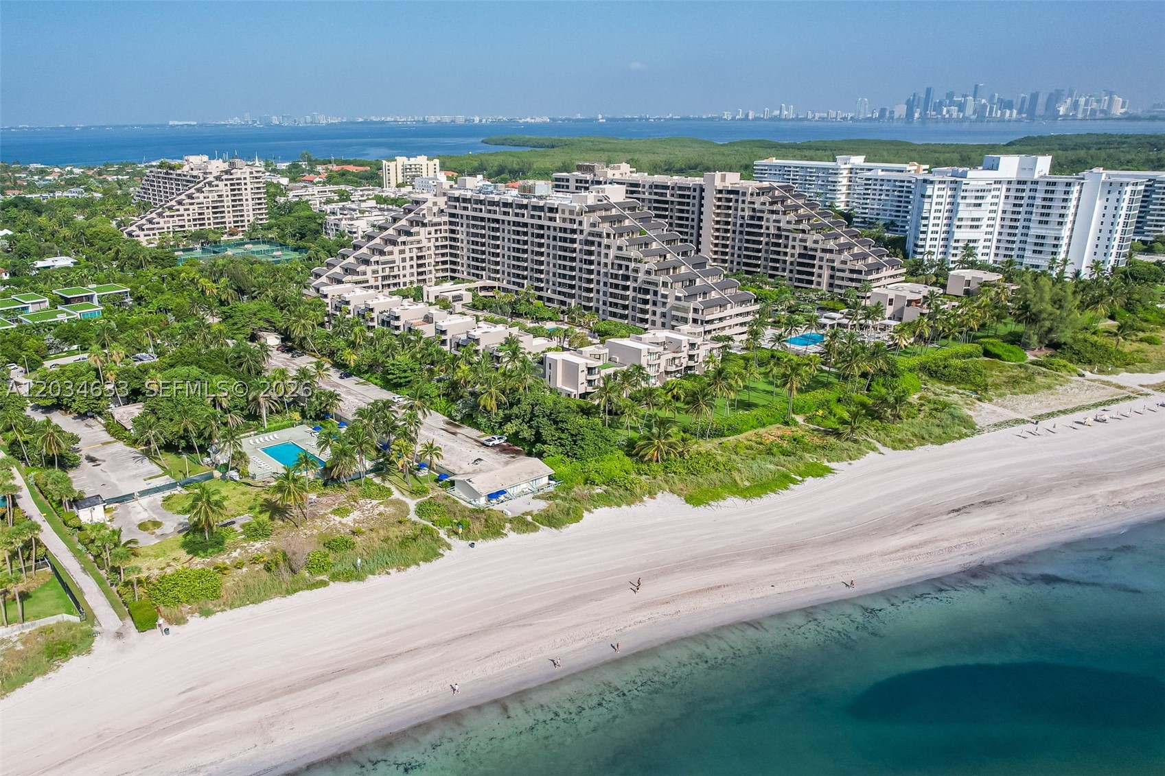 THE EMERALDBAY @ KEY COLO - Residential Lease