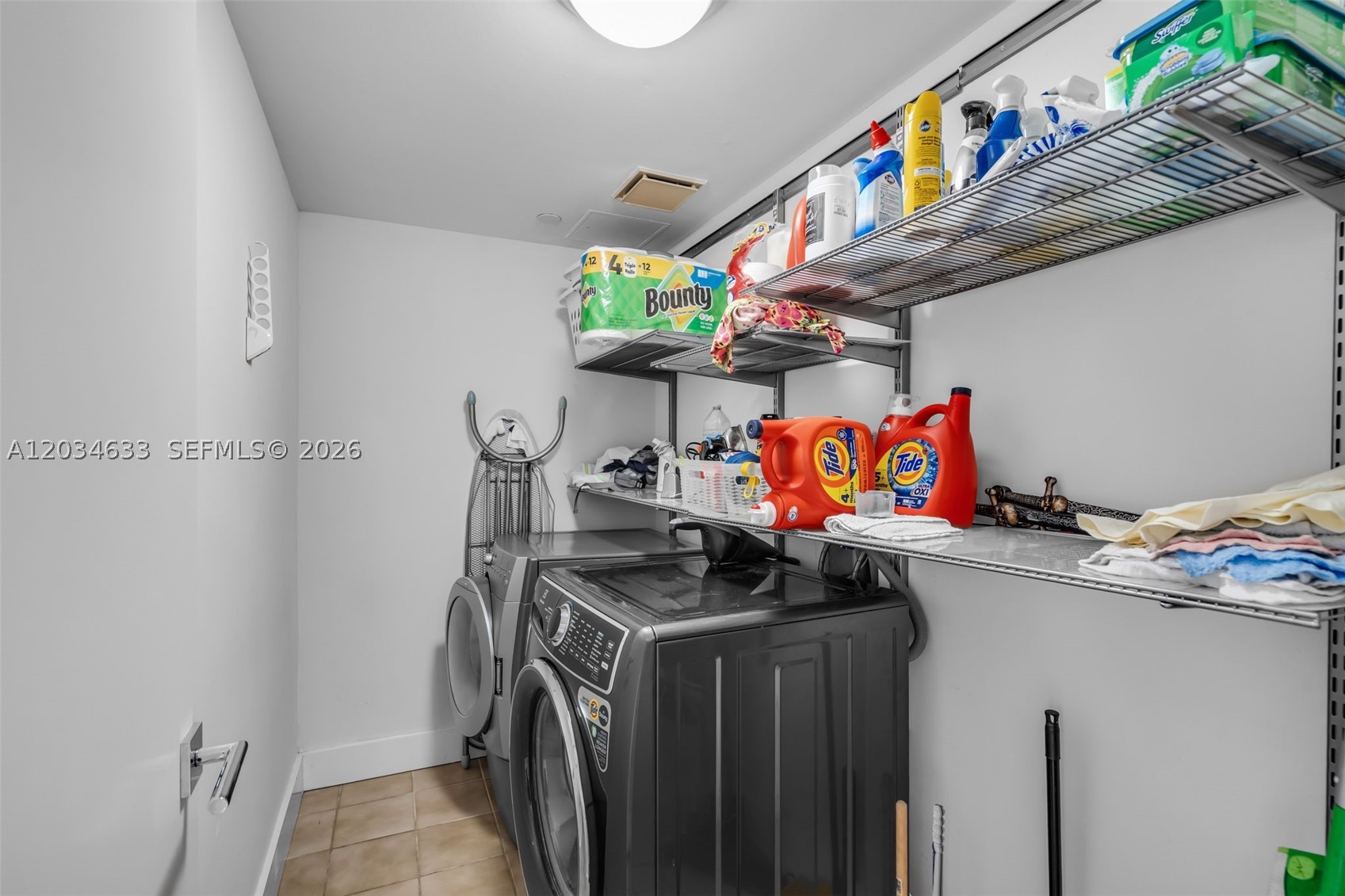 THE EMERALDBAY @ KEY COLO - Residential Lease