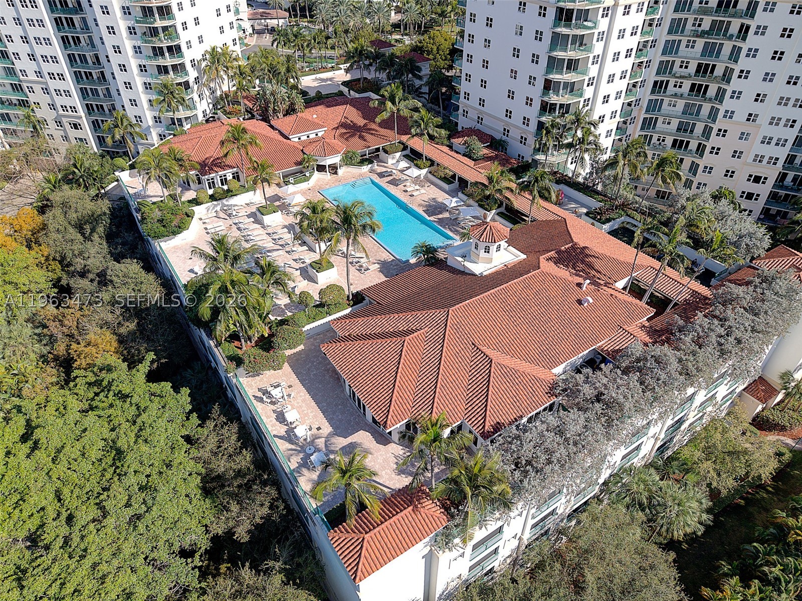 TURNBERRY VLG NO TOWER CO - Residential