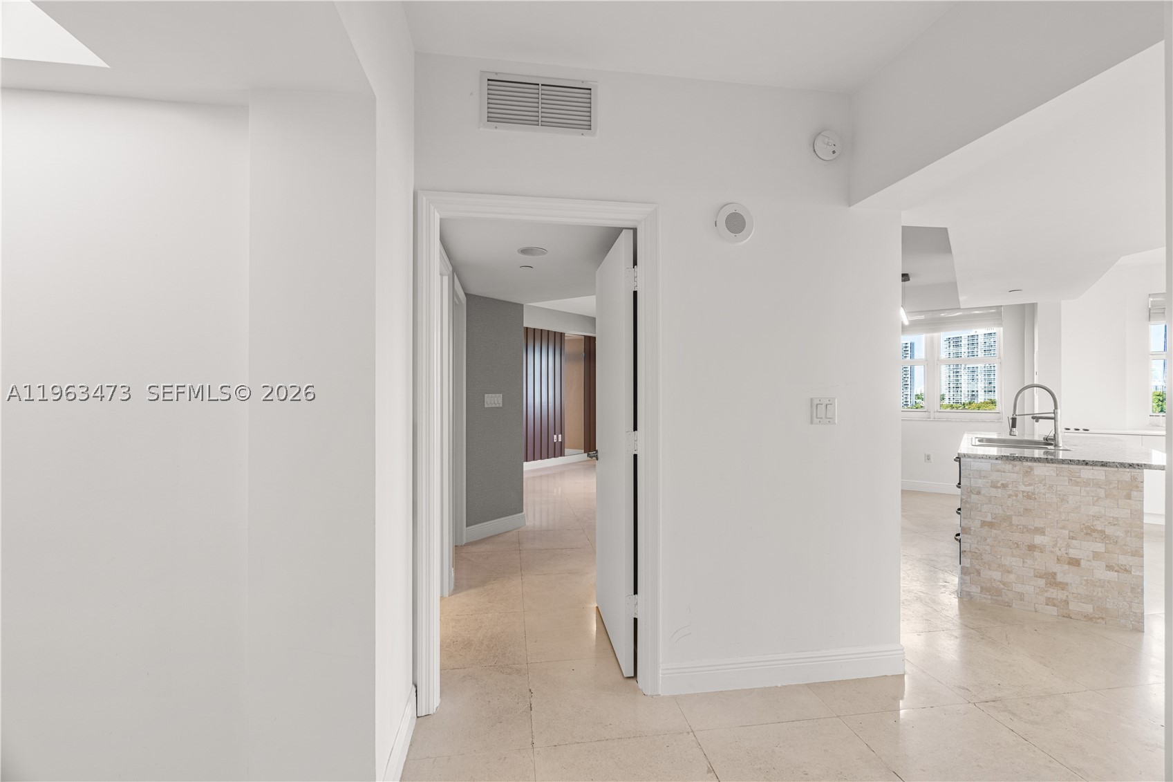 TURNBERRY VLG NO TOWER CO - Residential