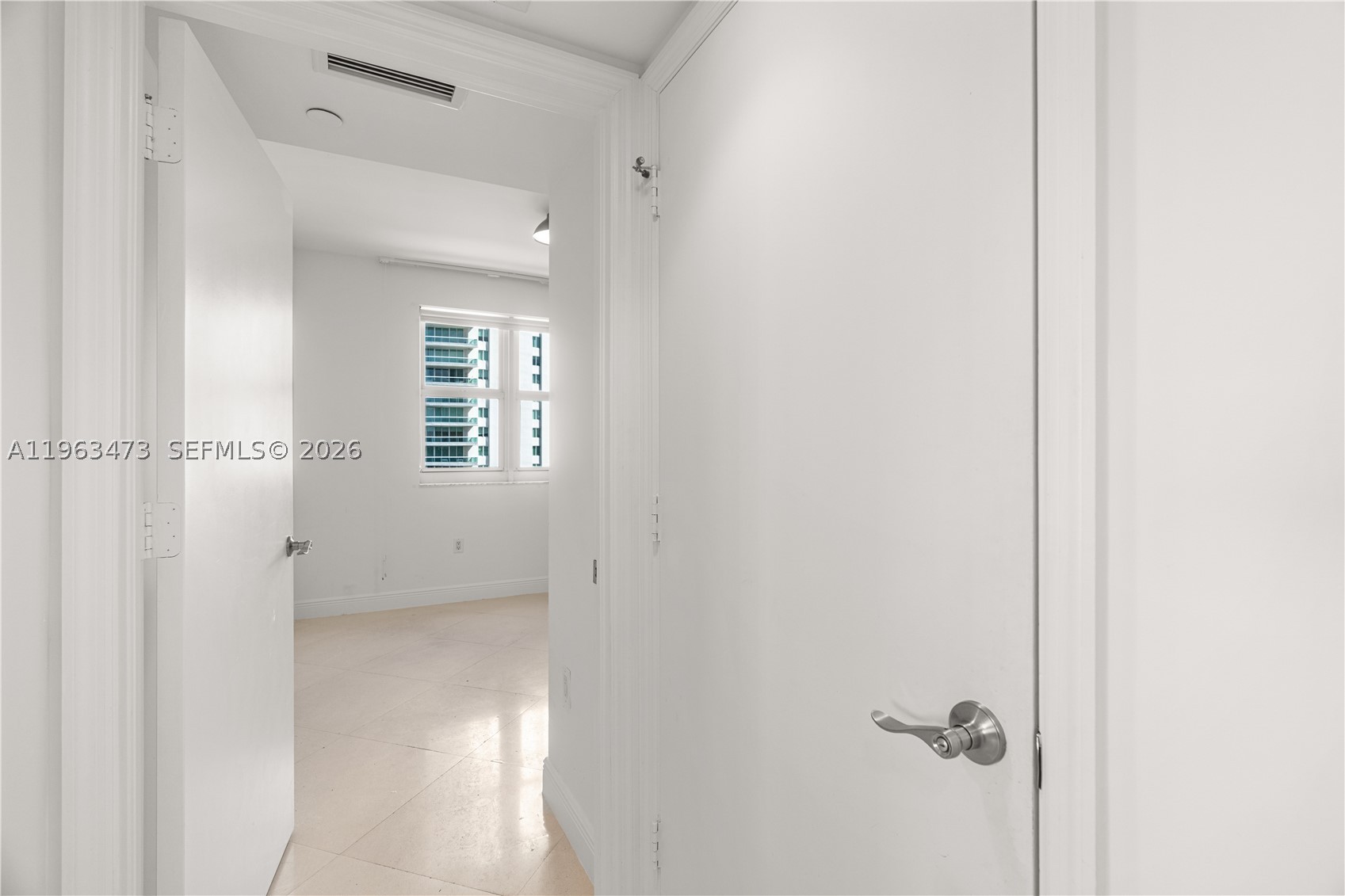 TURNBERRY VLG NO TOWER CO - Residential