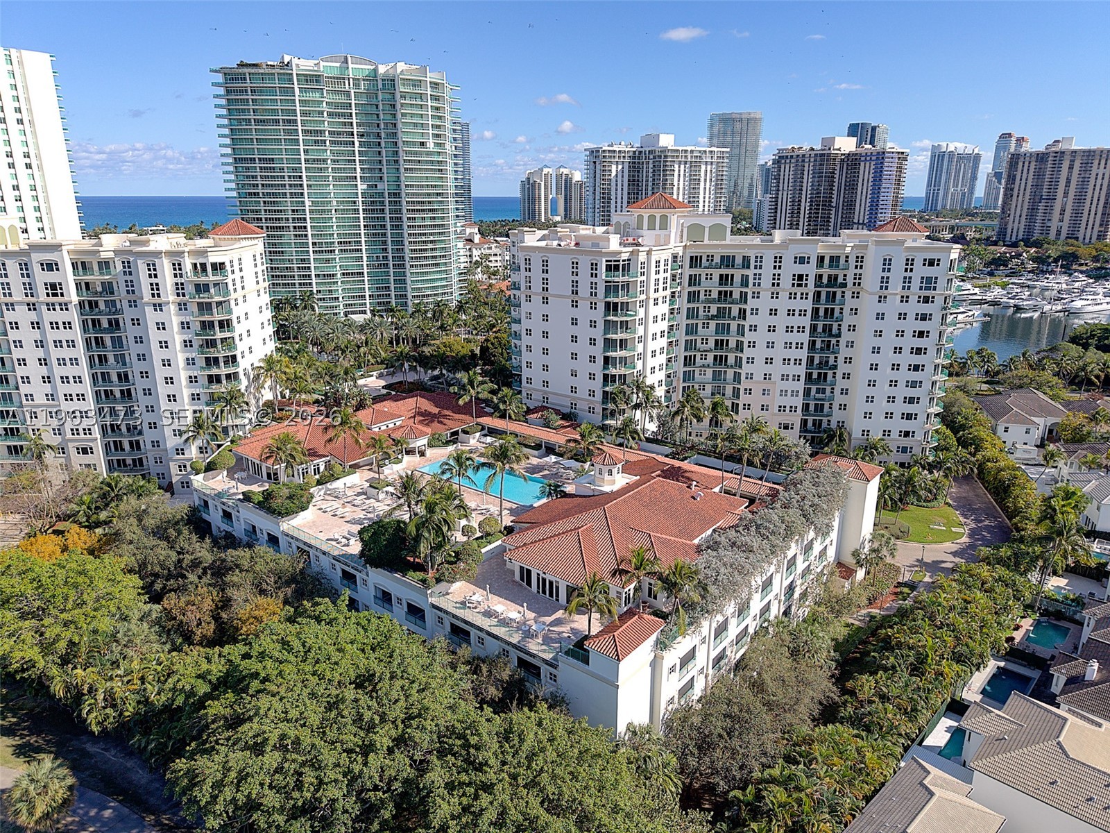 TURNBERRY VLG NO TOWER CO - Residential
