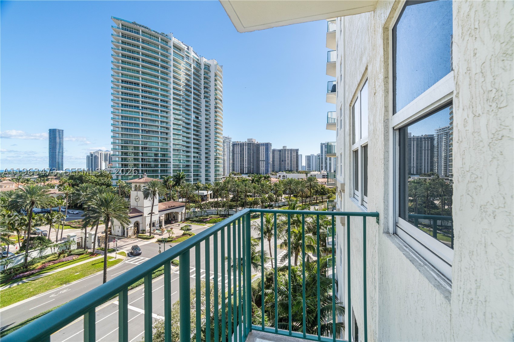 TURNBERRY VLG NO TOWER CO - Residential