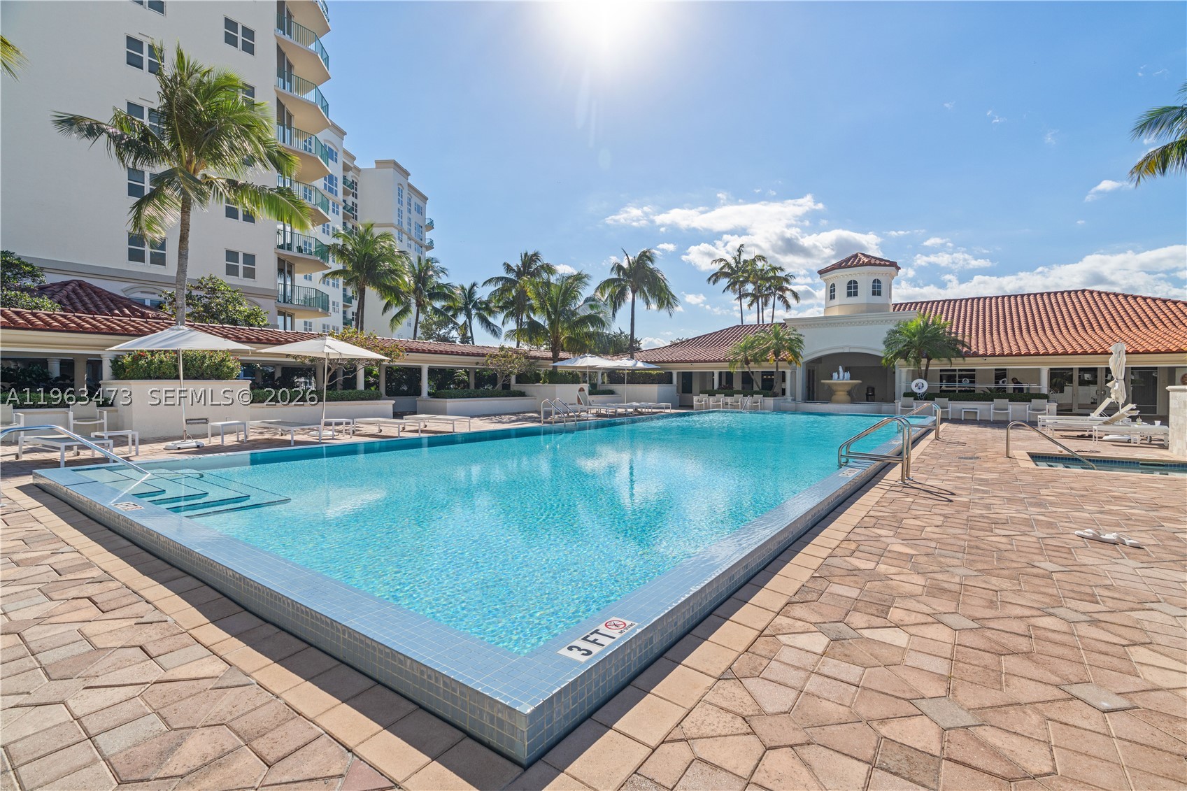 TURNBERRY VLG NO TOWER CO - Residential
