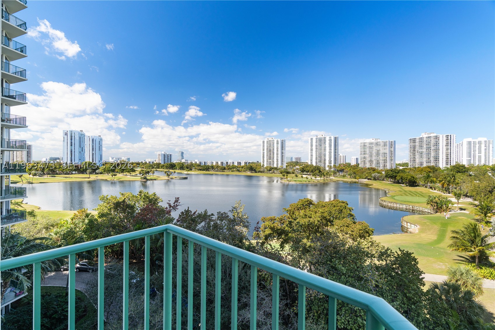 TURNBERRY VLG NO TOWER CO - Residential