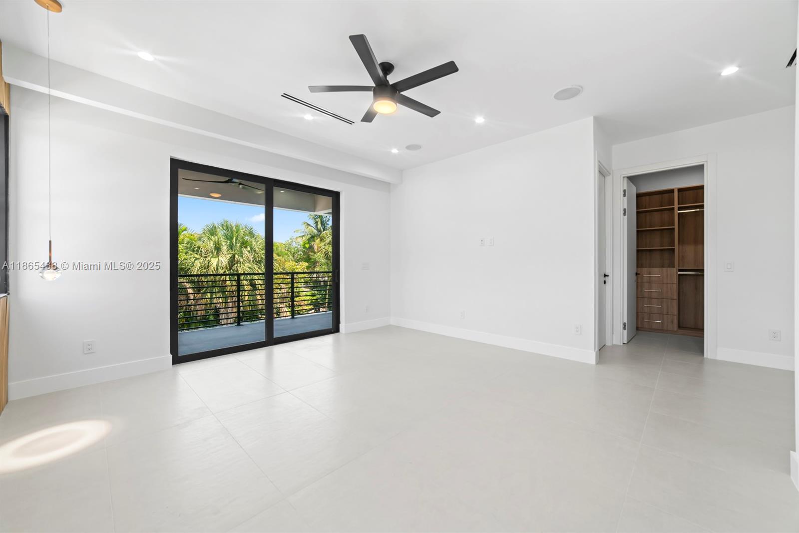 Lake ridge - Residential