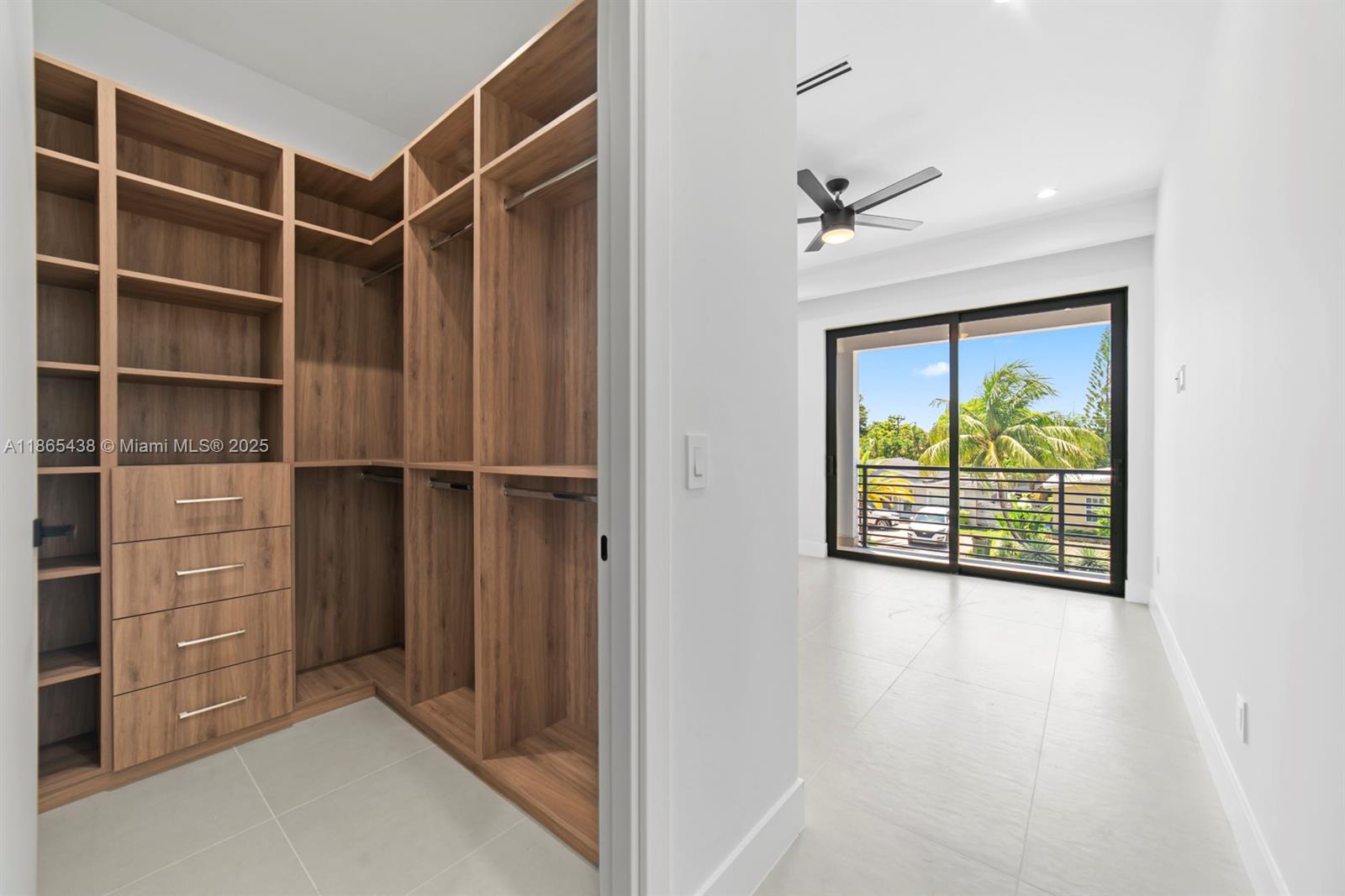 Lake ridge - Residential