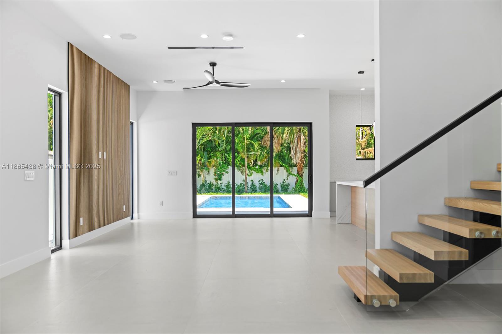 Lake ridge - Residential