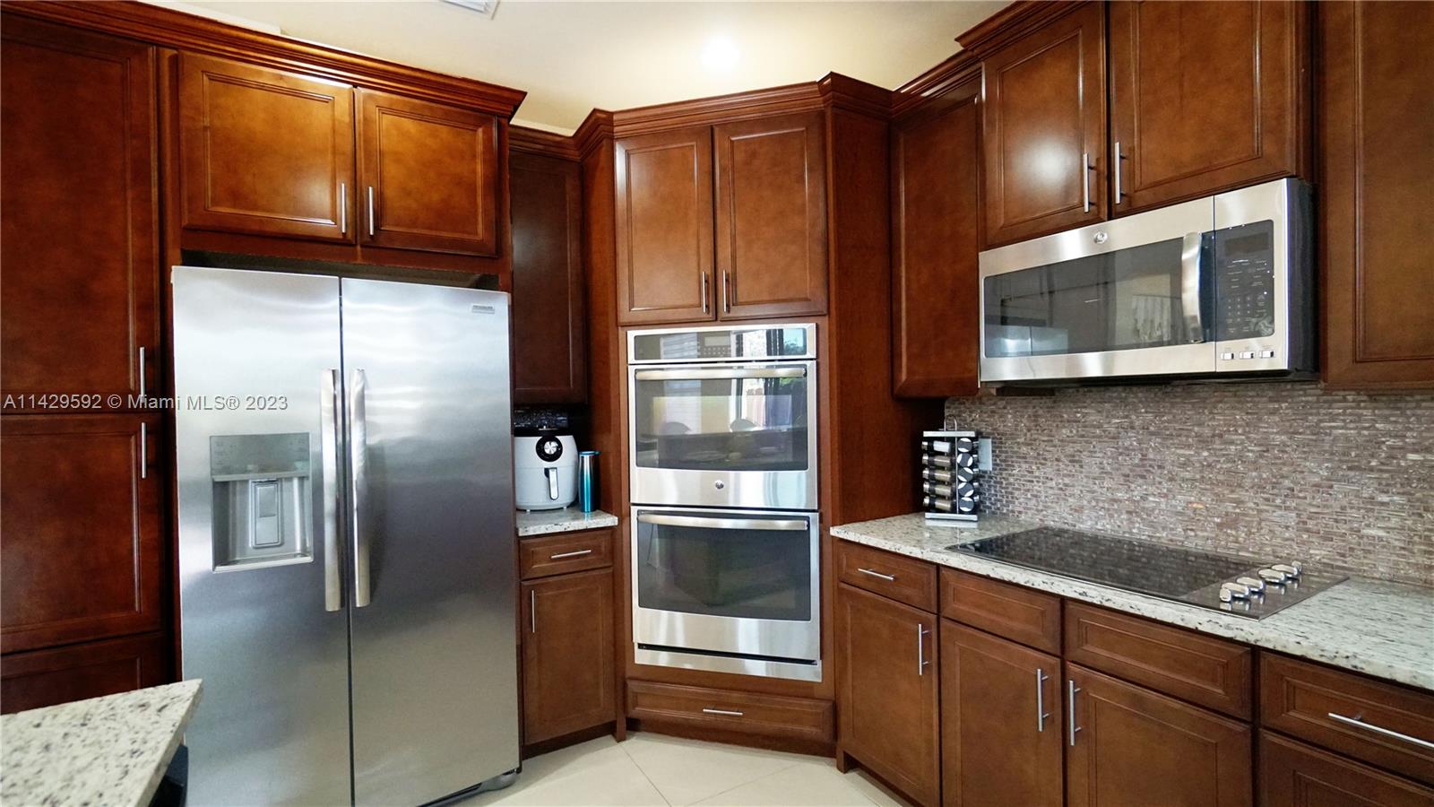 ISLES AT GRAND BAY - Residential