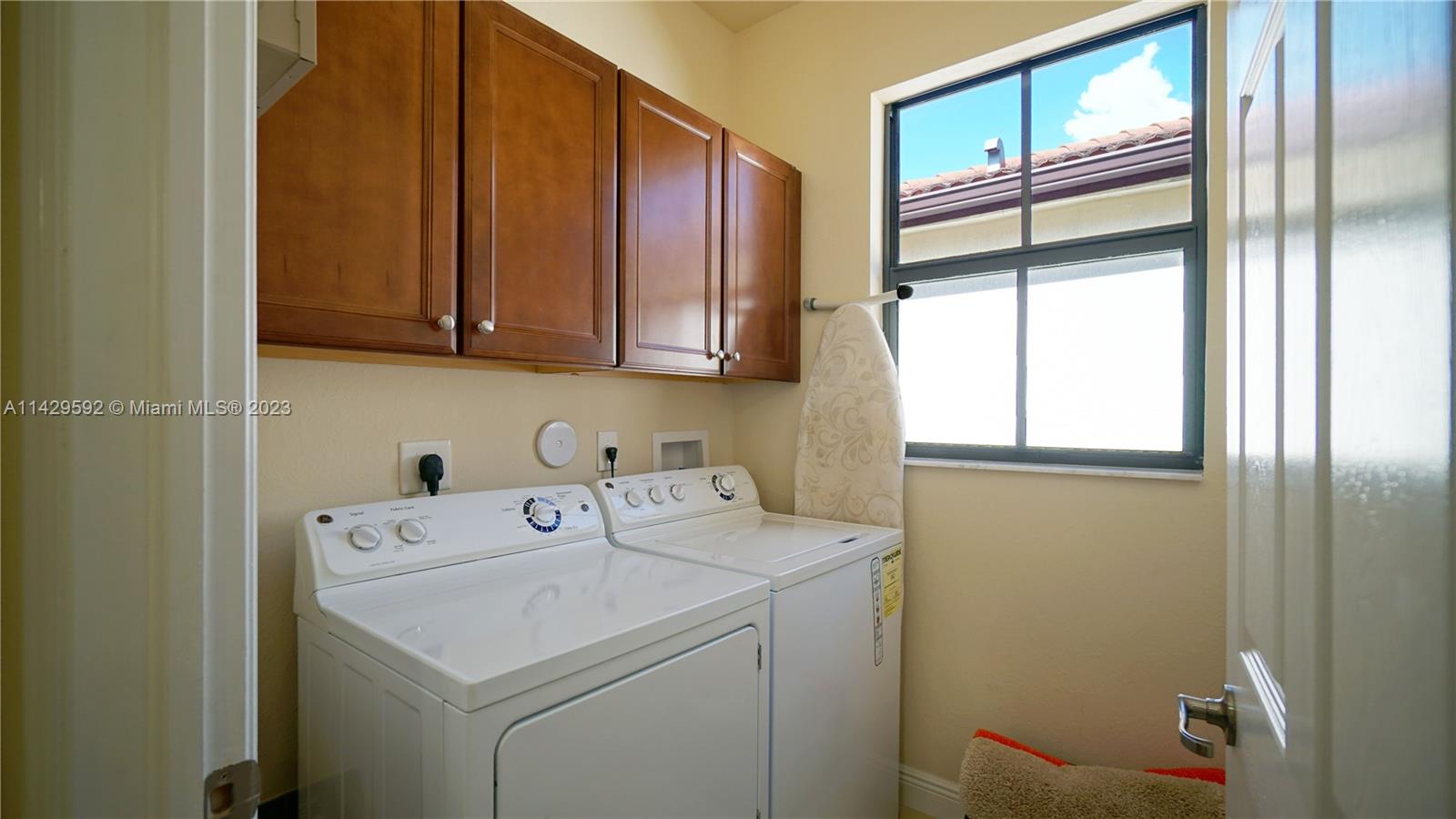 ISLES AT GRAND BAY - Residential