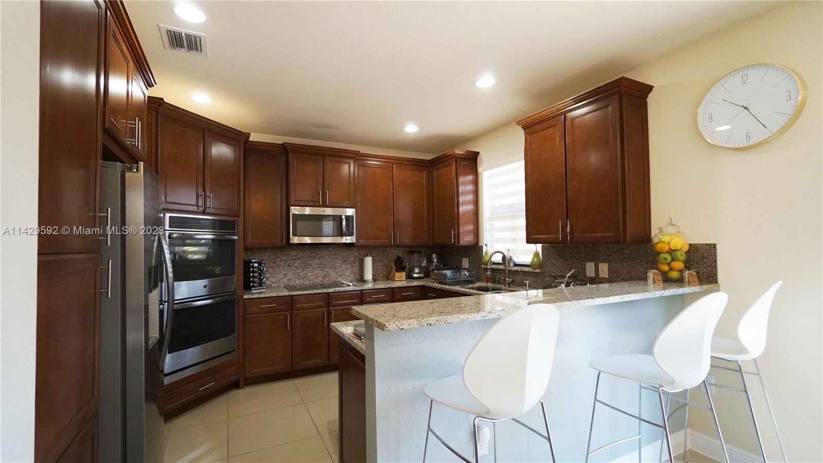 ISLES AT GRAND BAY - Residential