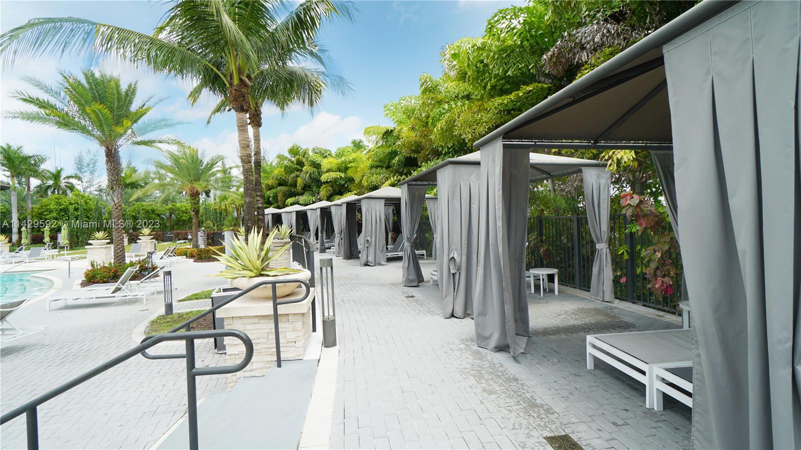 ISLES AT GRAND BAY - Residential