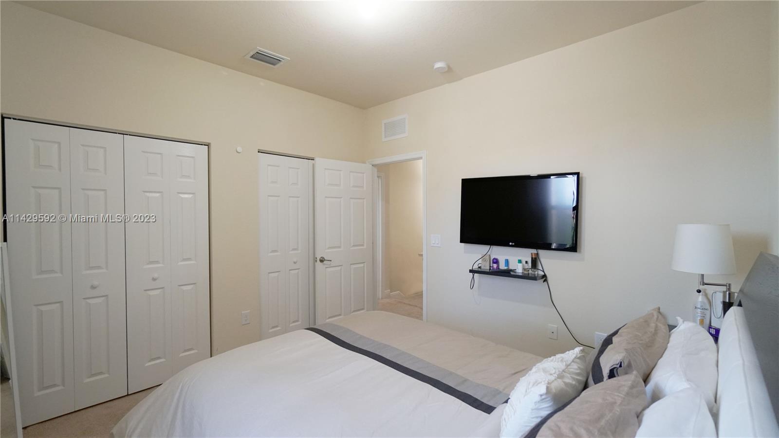 ISLES AT GRAND BAY - Residential