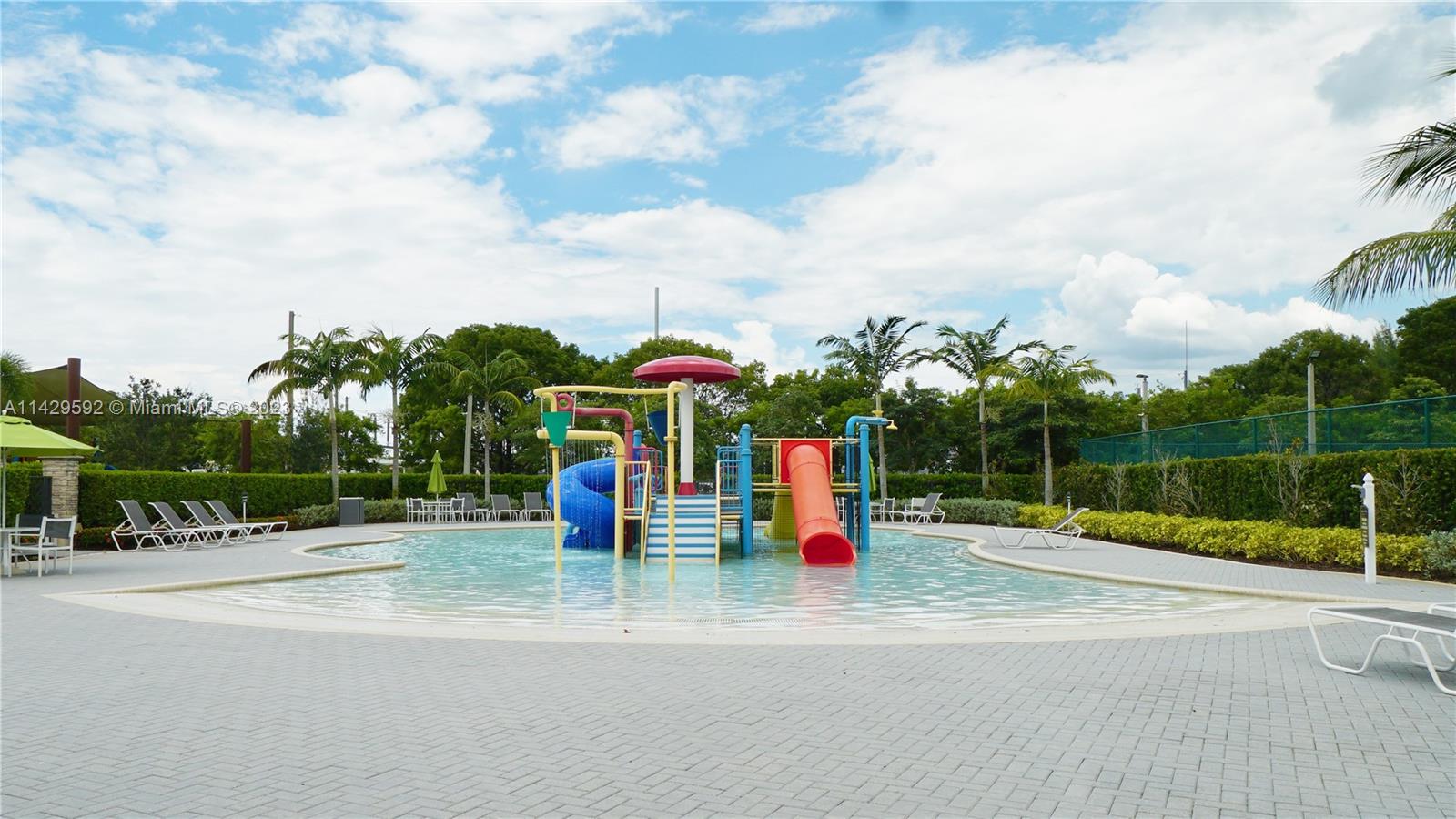 ISLES AT GRAND BAY - Residential