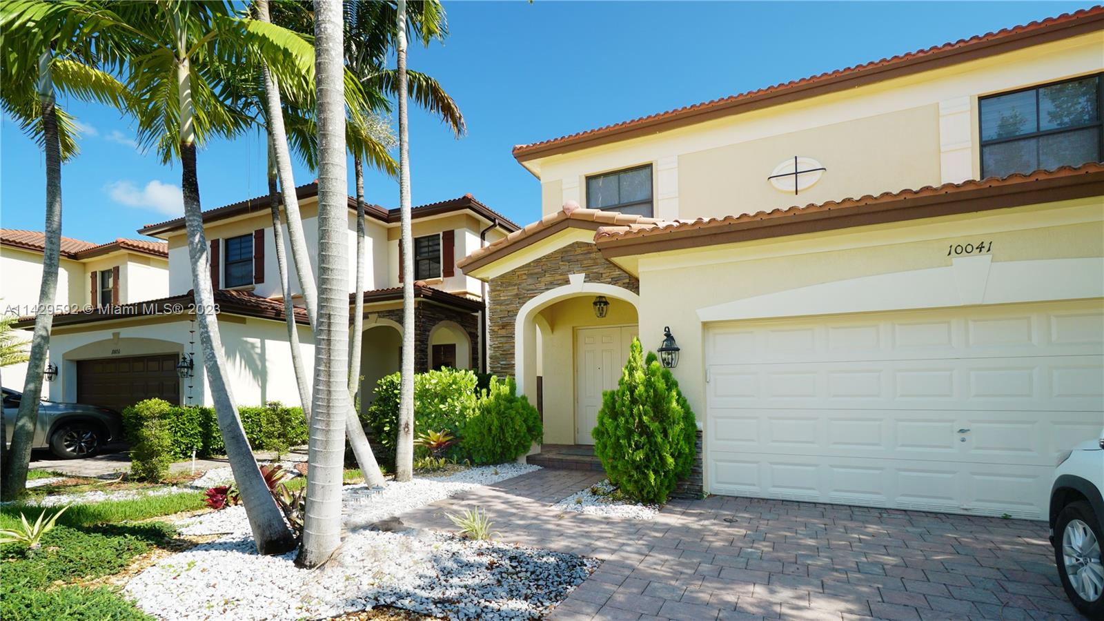 ISLES AT GRAND BAY - Residential