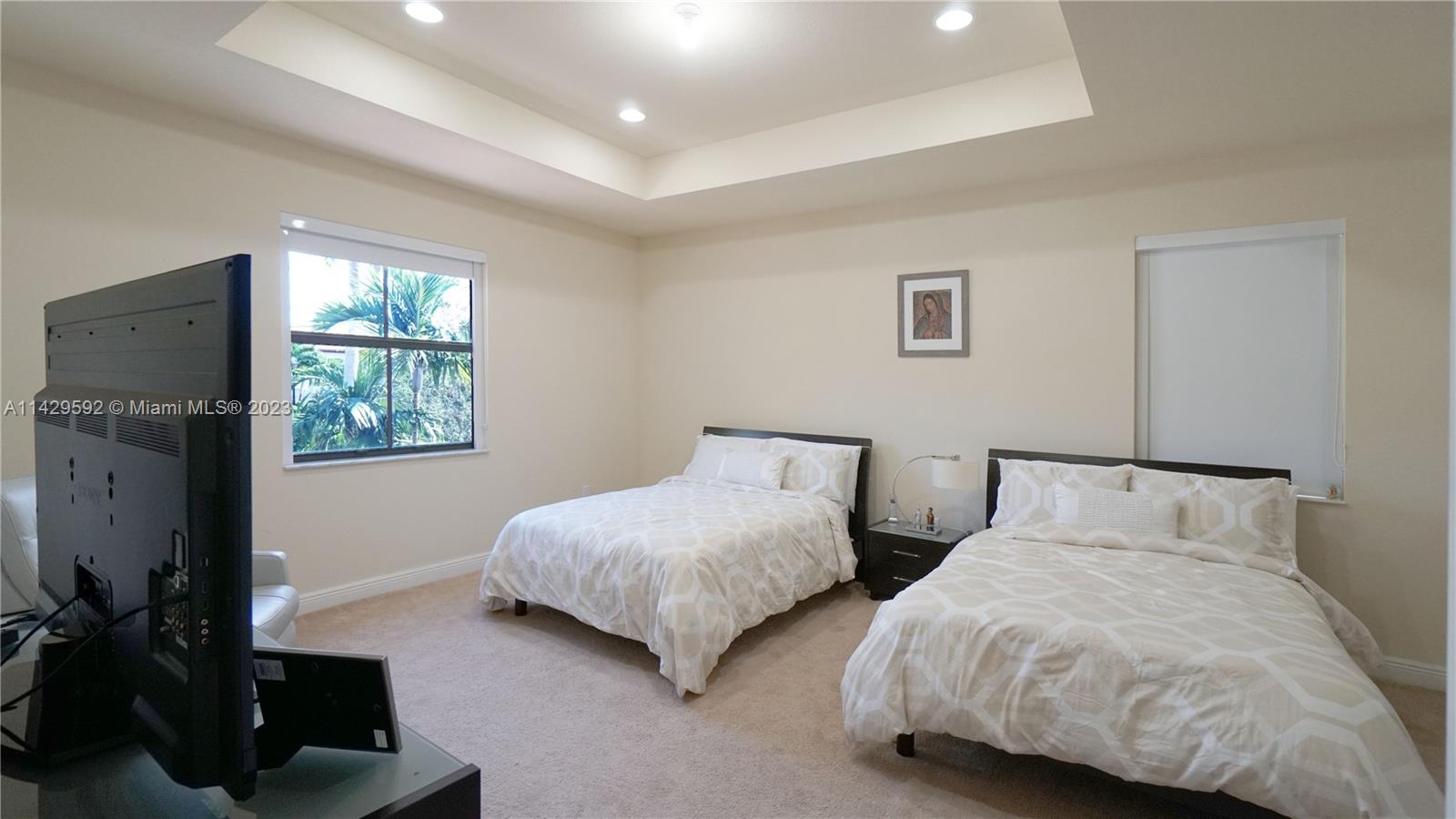 ISLES AT GRAND BAY - Residential