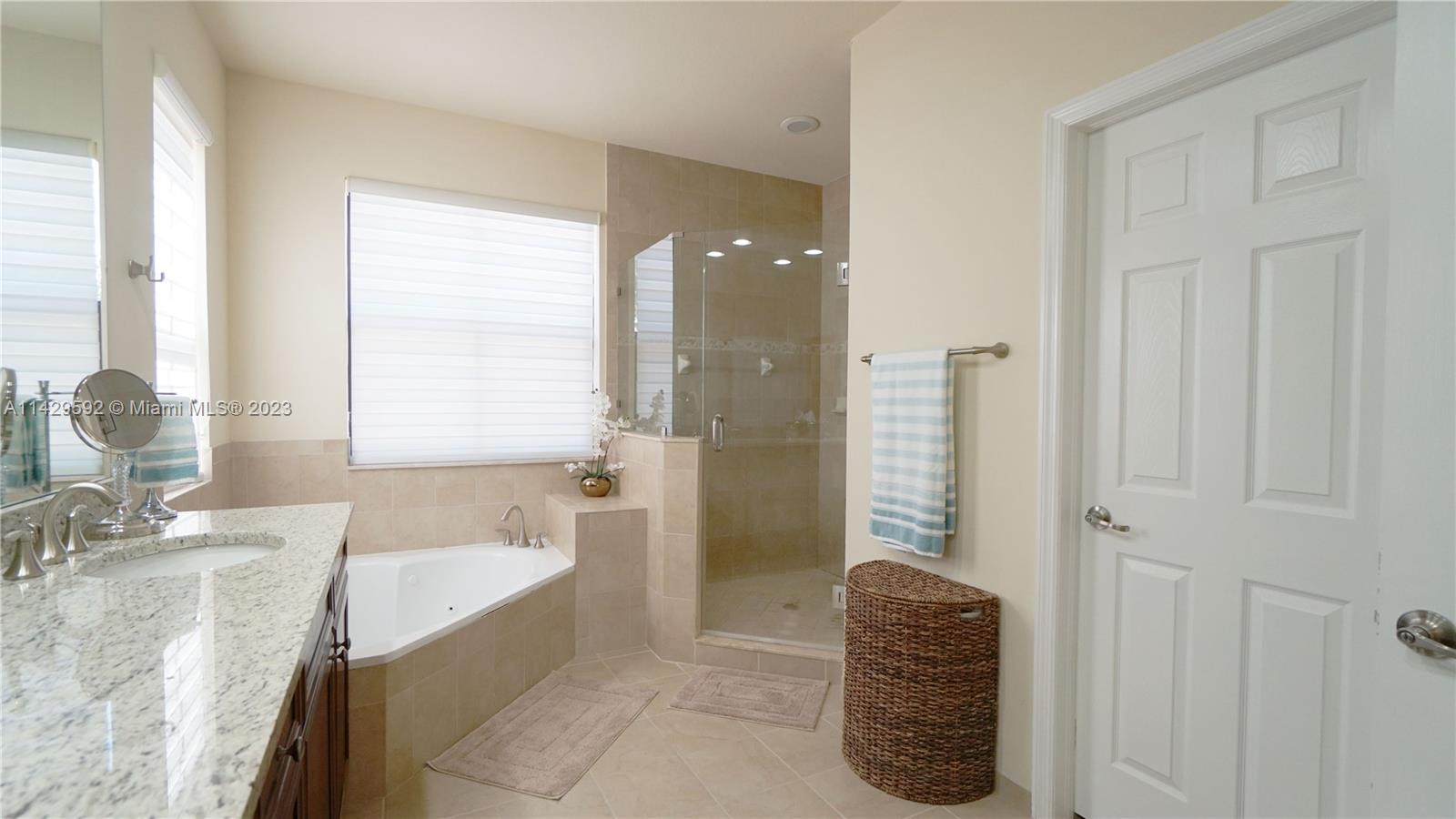 ISLES AT GRAND BAY - Residential