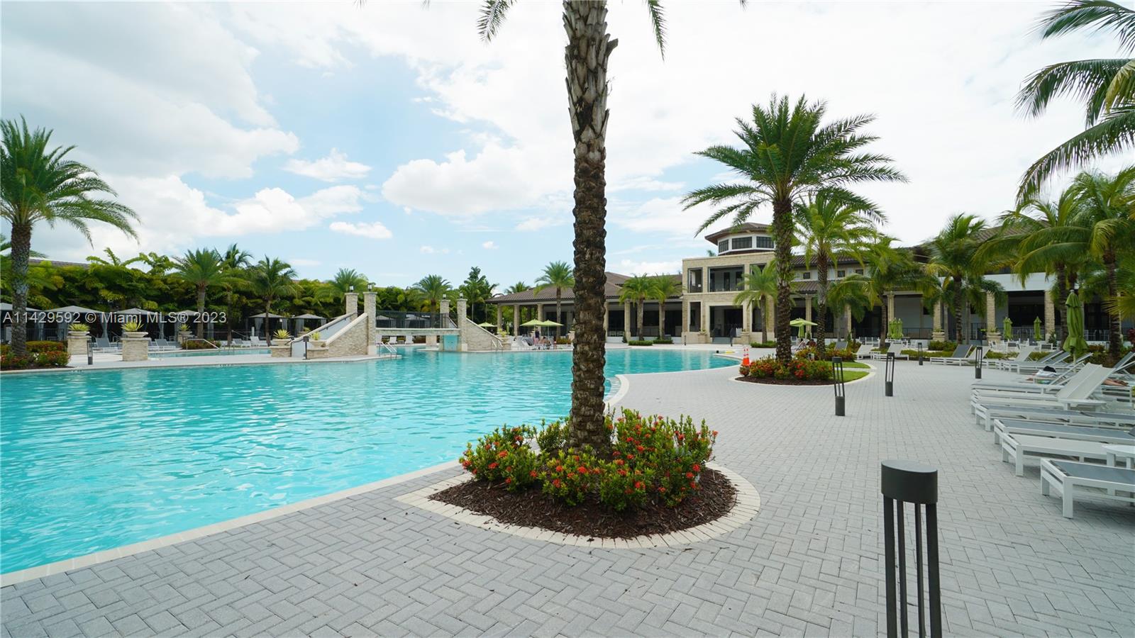 ISLES AT GRAND BAY - Residential