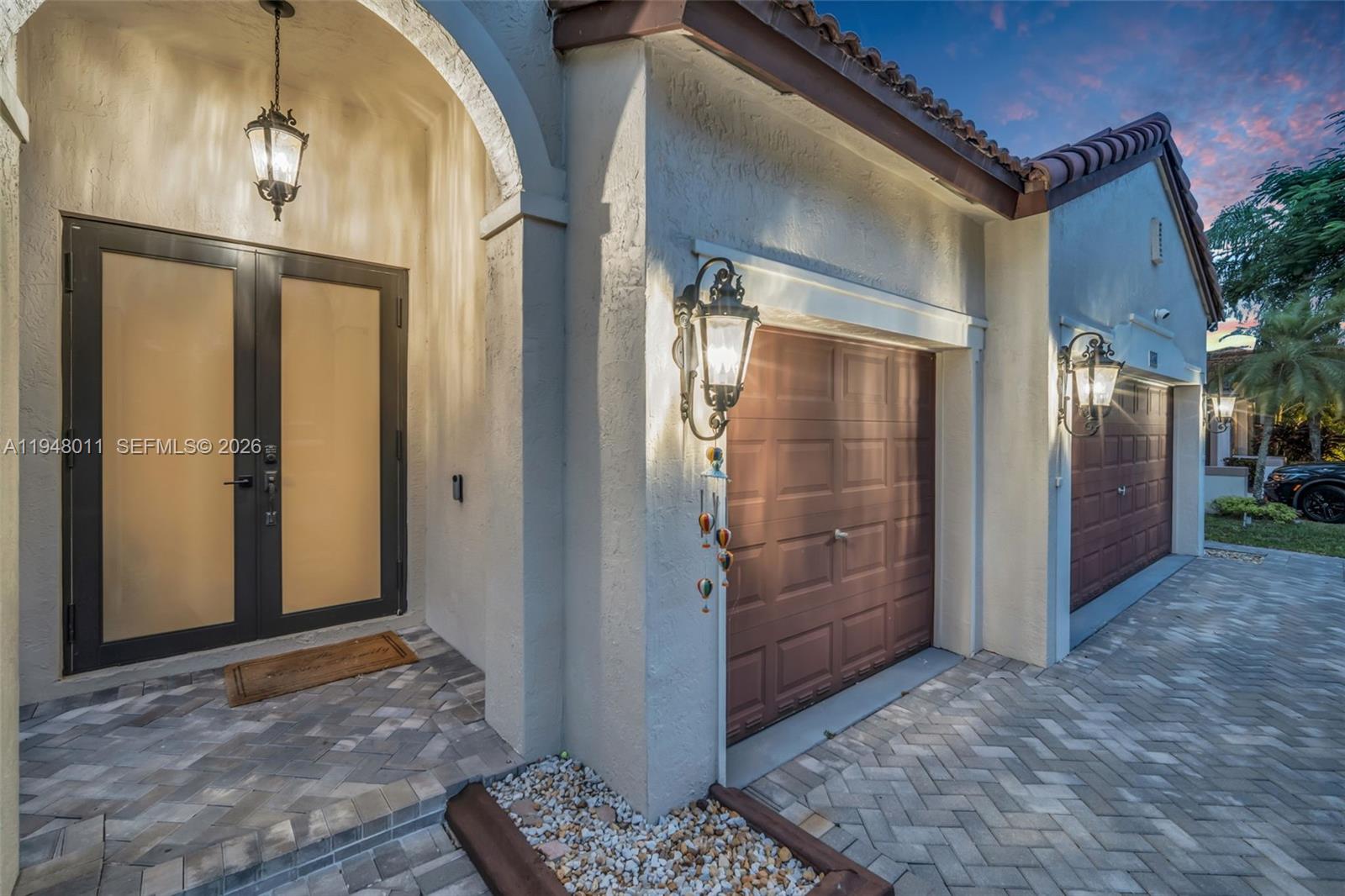 WINDSOR PALMS - Residential
