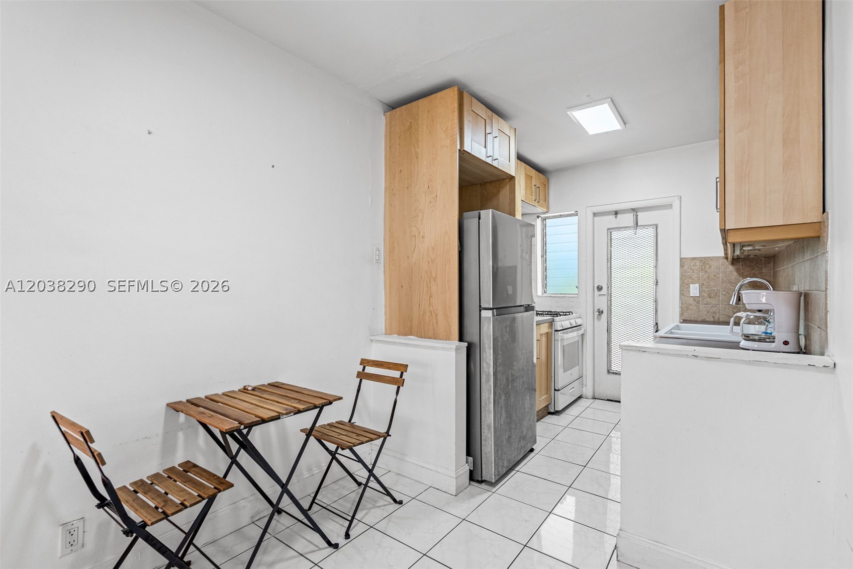 AMERICAN GARDENS CONDO - Residential