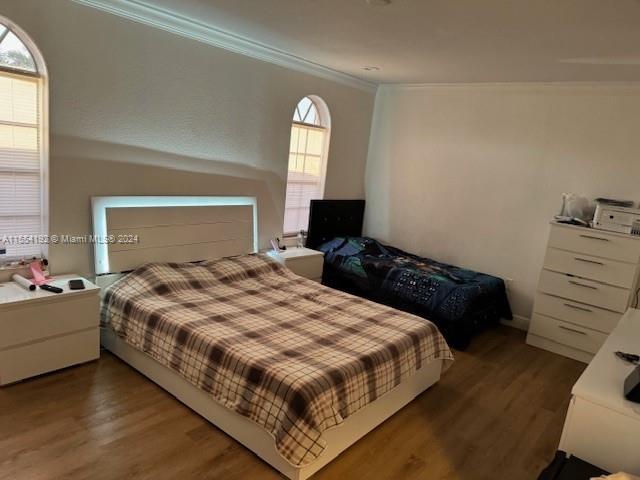 MANOR GARDENS - Residential Lease