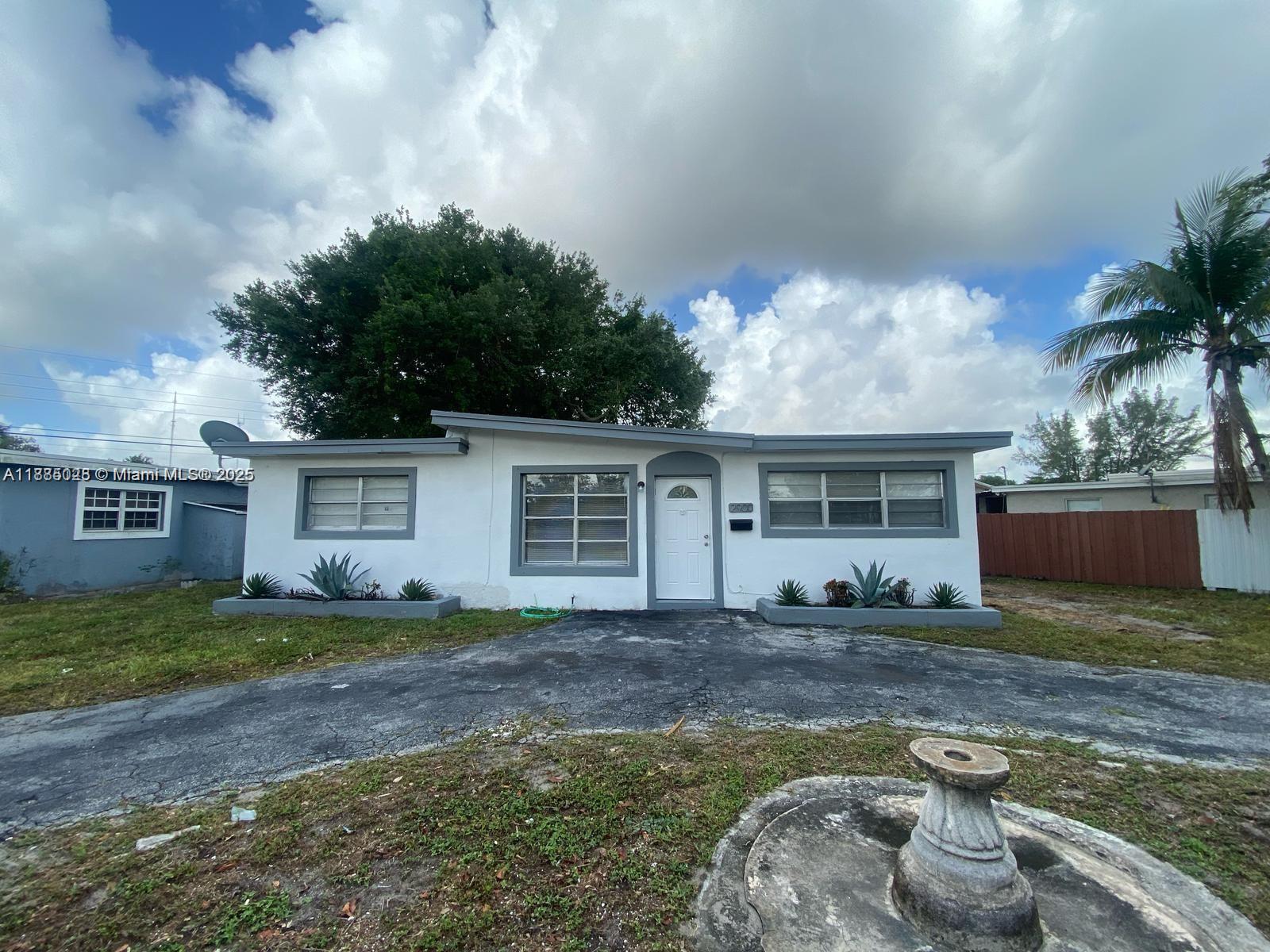 MIAMI GARDENS ESTATES SEC - Residential