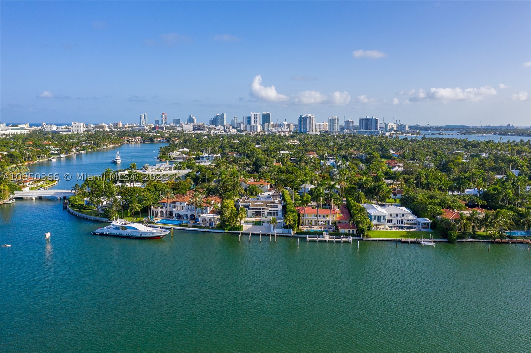 SUNSET ISLANDS ISLAND NO - Residential