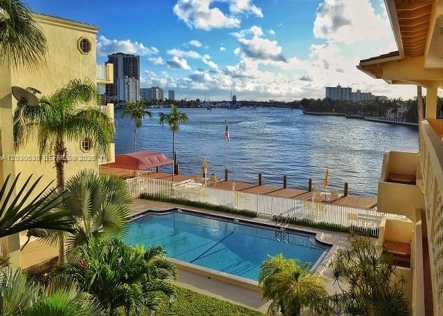 FORT LAUDERDALE YACHT - Residential