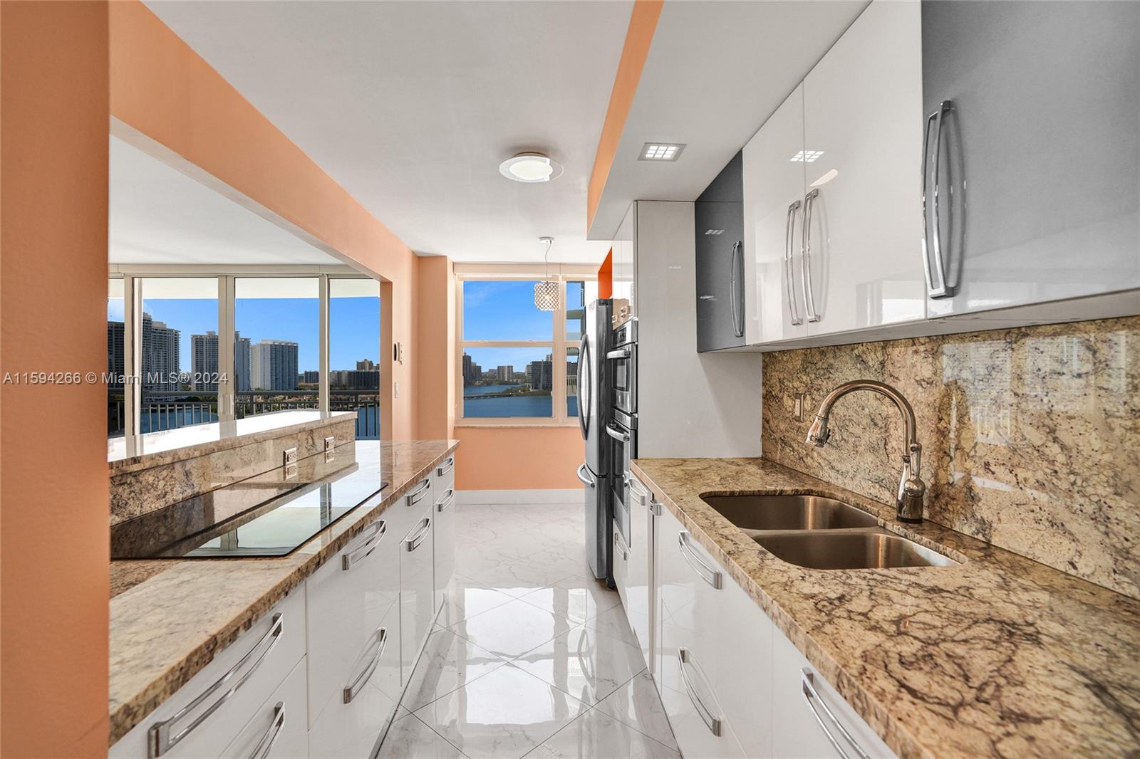 WINSTON TOWERS 500 CONDO - Residential