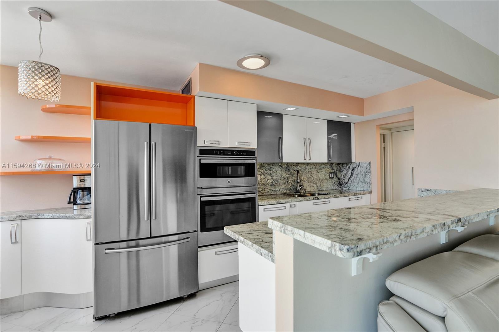 WINSTON TOWERS 500 CONDO - Residential