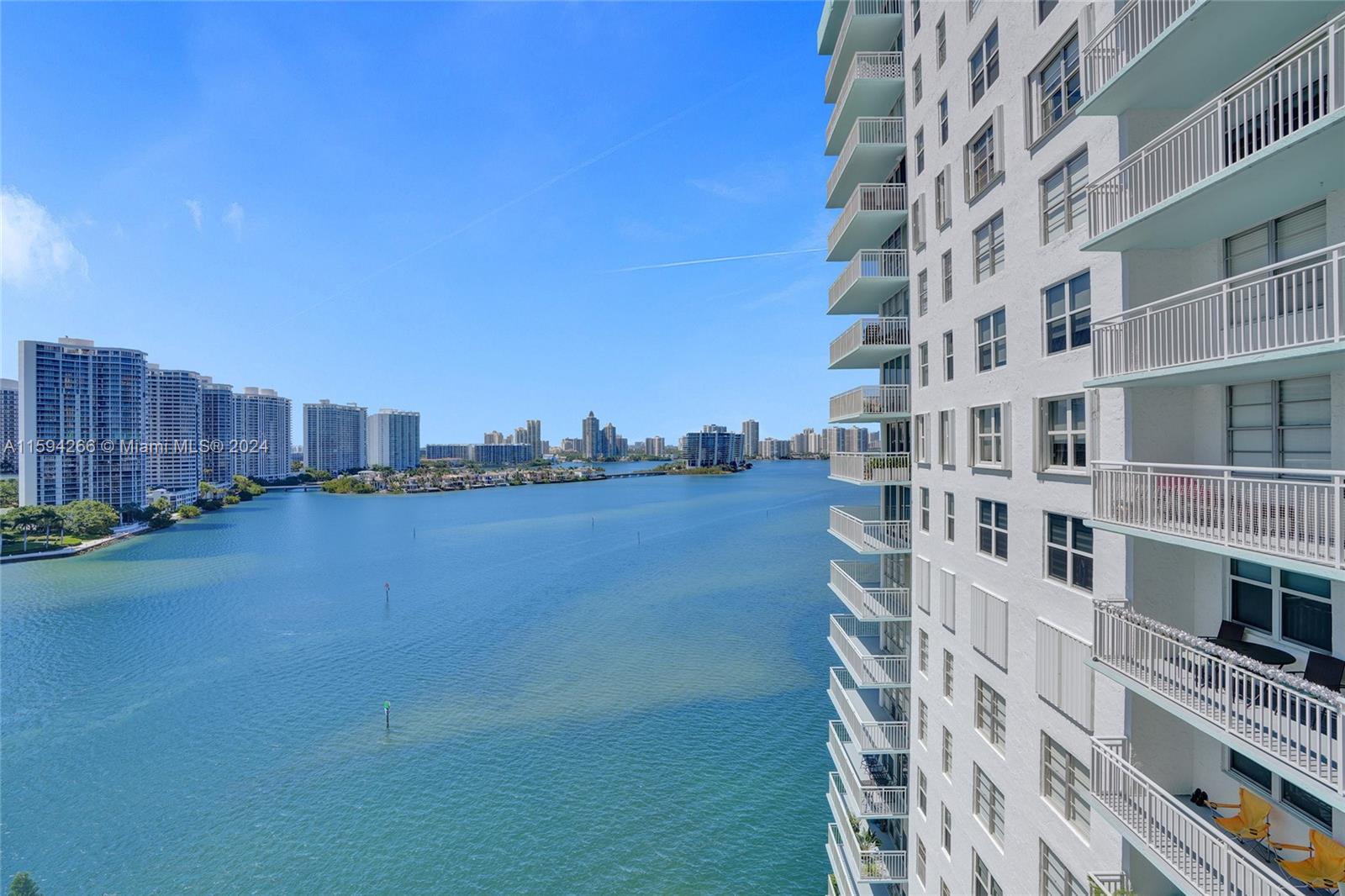 WINSTON TOWERS 500 CONDO - Residential