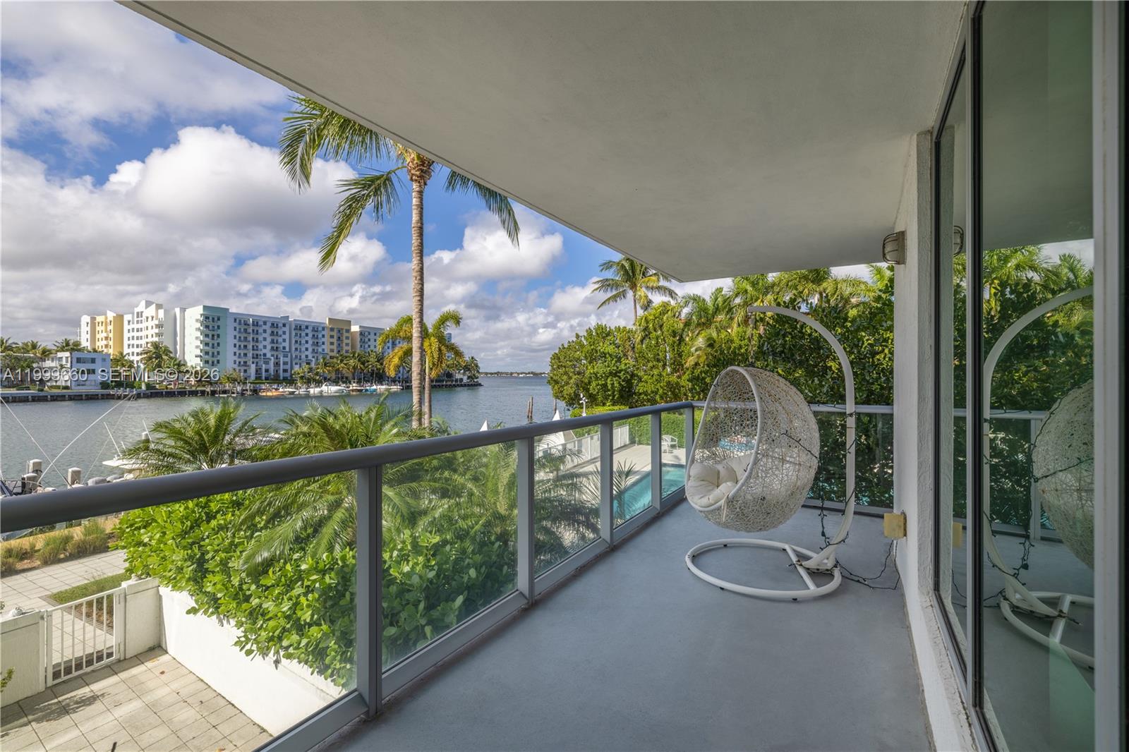 ELOQUENCE ON THE BAY CONDO - Residential