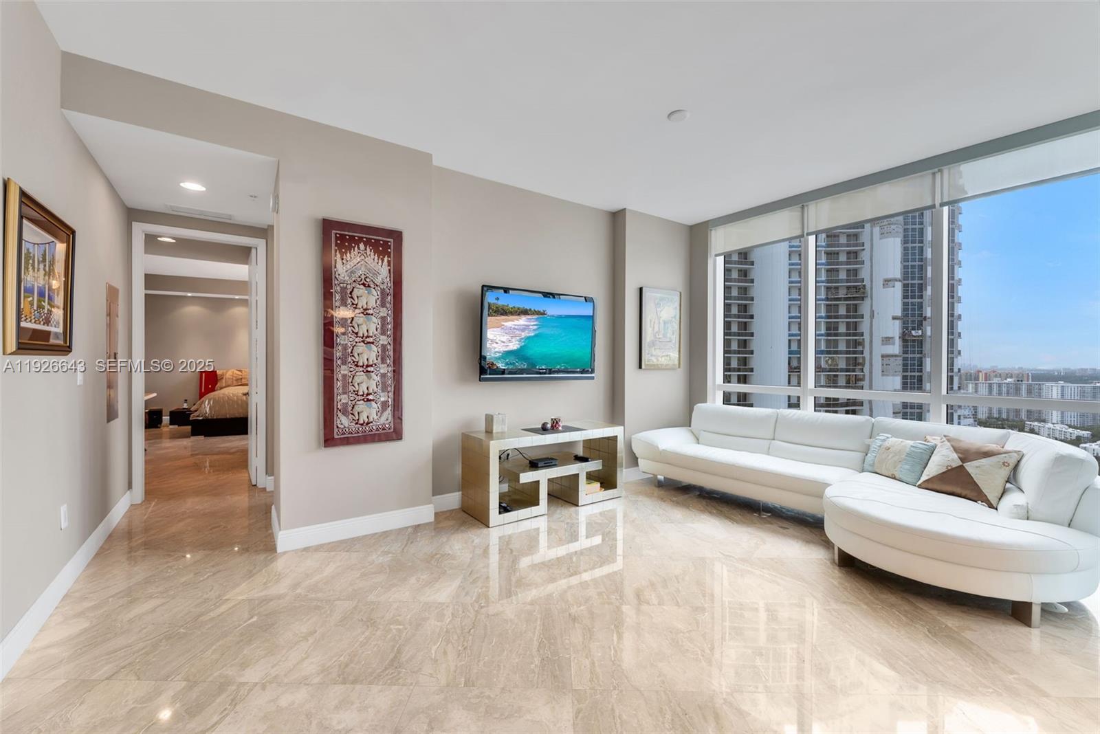 TRUMP ROYALE CONDO - Residential