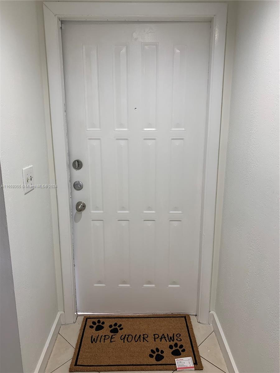 ARROWHEAD GOLF AND TENNIS - Residential Lease